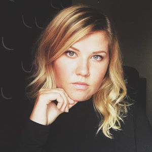 Meet your Posher, Enna